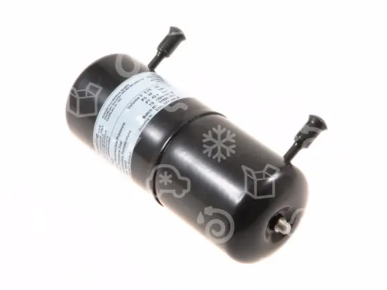 sběrač chladiva,  0,8 l, vstup 6 mm ODS, výstup 6 mm ODS, M8